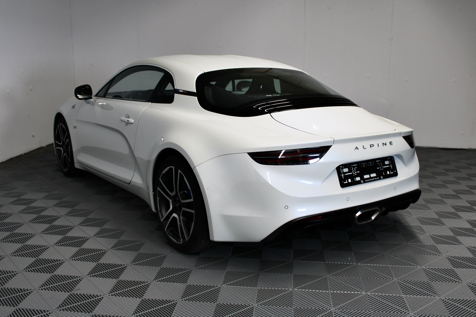 Alpine A110 "Première Édition" – im Kundenauftrag (Wenig KM, Kein OPF, Sabelt, Focal) Bild 2