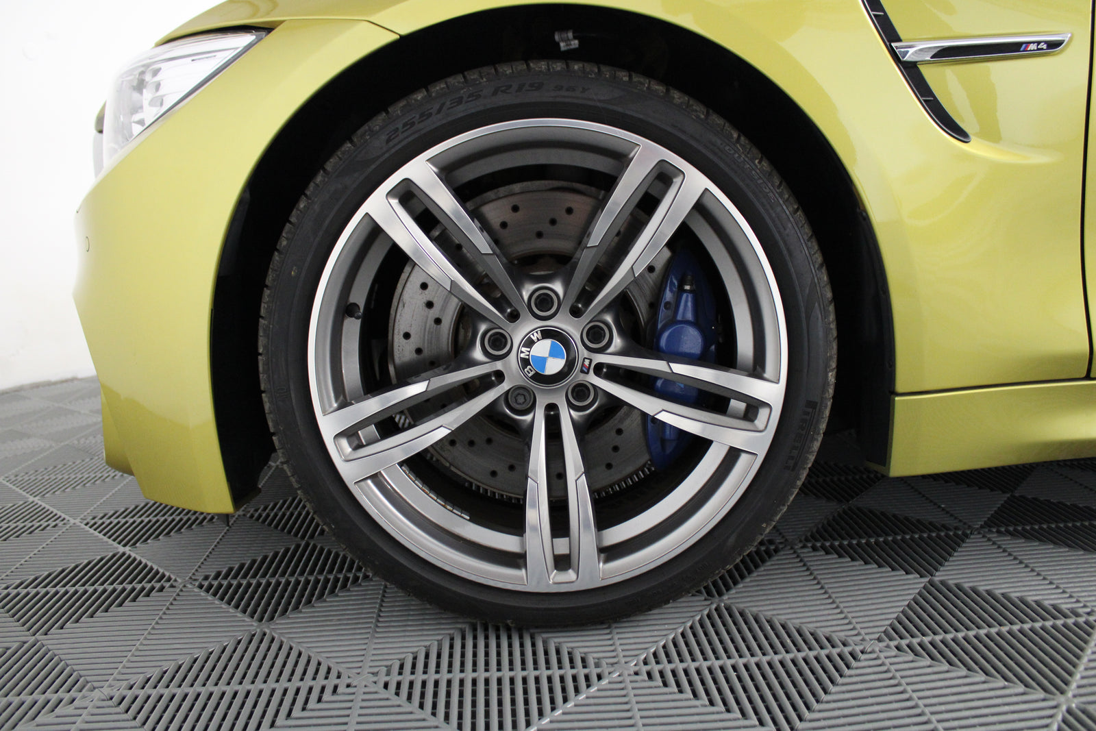 BMW M4 F82 - im Kundenauftrag (Wenig KM, Handschalter, Kein OPF, Carbon) Bild 12